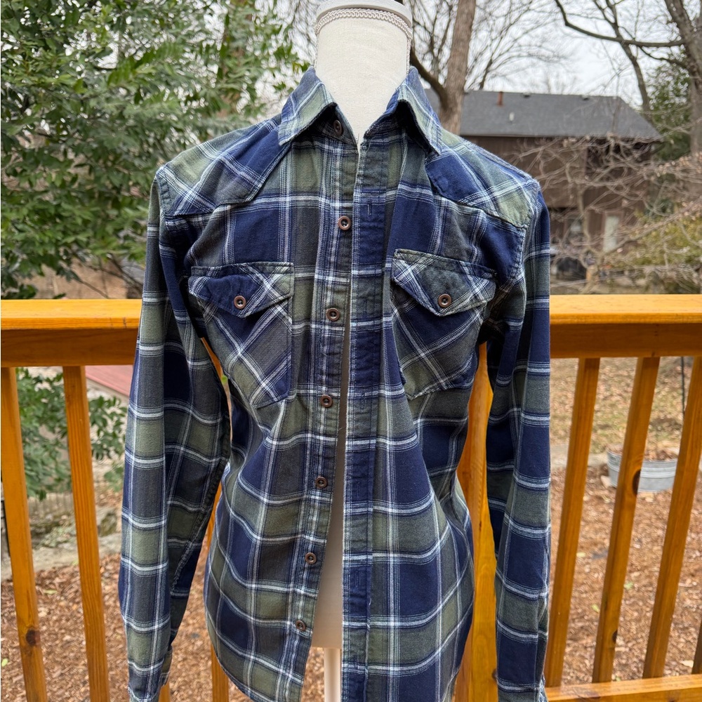 Wrangler Blue and Green Plaid Shirt